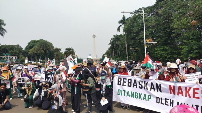 Demonstrasi solidaritas untuk Palestina di kawasan Patung Kuda, Jakarta Pusat (Tina/detikcom)