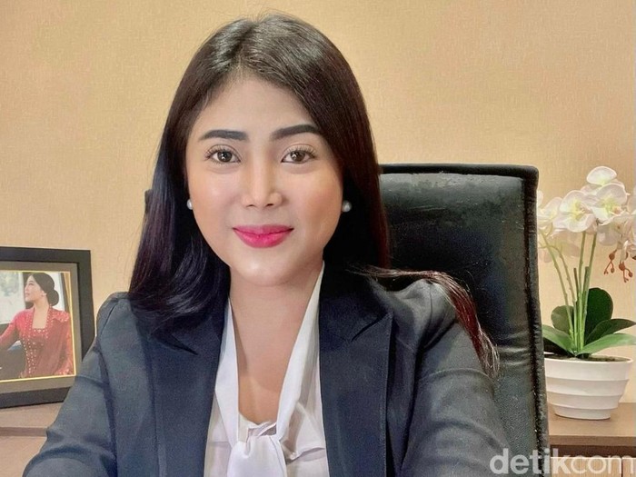 Advokat/pengacara