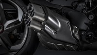 Desain knalpot empat lubang diracik ulang supaya senada dengan body-nya. Foto: Ducati