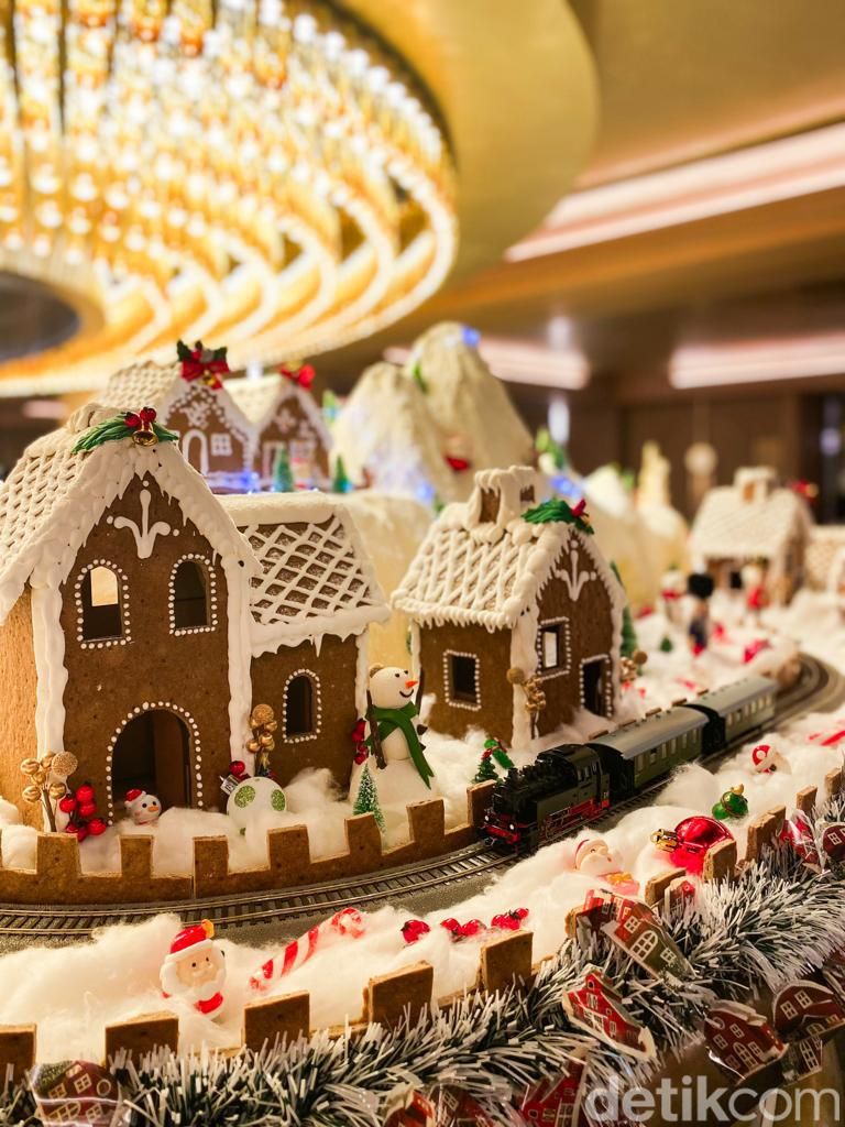 Festive St Regis Jakarta