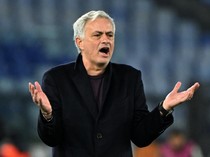 Jose Mourinho Diisukan Mau ke MU
