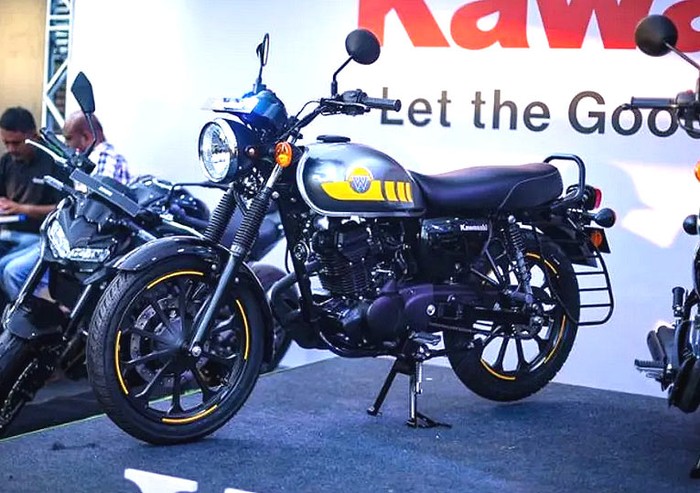 Kawasaki W175 Street.