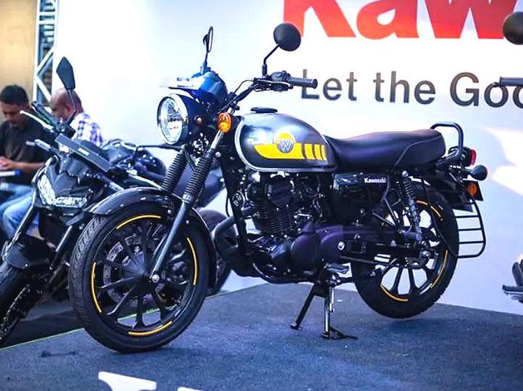 Tampang Kawasaki W175 Street: Pakai Pelek Alloy-Ada Indikator Digital
