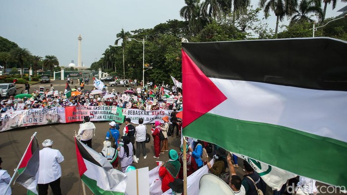 Momen IDI Gelar Aksi Solidaritas untuk Nakes di Gaza