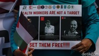 Mereka juga meminta WHO segera membantu pembebasan tenaga medis yang yang menjadi tahananan oleh tentara Israel, serta membantu memberikan akses bantuan kemanusiaan dan tenaga kesehatan asing untuk membantu korban perang dan memberikan perlindungan terhadap tenaga kesehatan yang ada.
