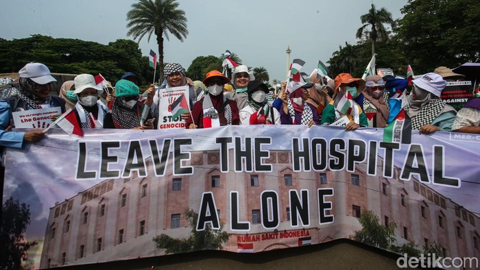 Momen IDI Gelar Aksi Solidaritas untuk Nakes di Gaza