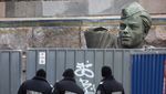 Monumen Tentara Uni Soviet di Bulgaria Dibongkar