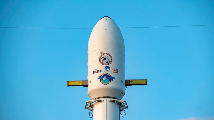 Peluncuran perdana Satelit Indonesia SATRIA-1