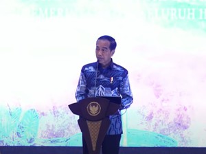 Jokowi Perintahkan Menkes Amati Betul Kenaikan Kasus COVID-19