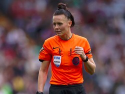 Ini Rebecca Welch, Wanita Pertama yang Akan Jadi Wasit di Liga Inggris