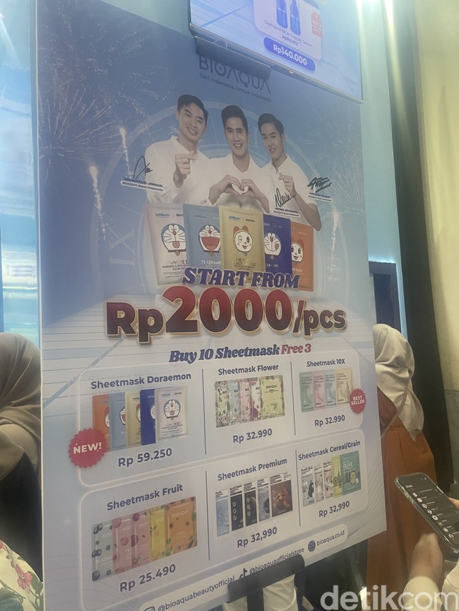 BioaquaKamu sedang mencari sheet mask dapat datang ke booth Bioaqua karena berbagai perawaran menarik ditawarkan. Kamu bisa mendapatkan masker dengan harga Rp 2 ribu per item.Foto: Rahmi Anjani/Wolipop