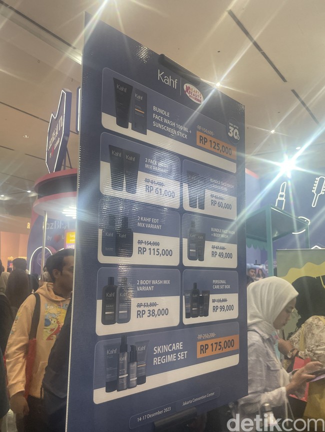 KahfUntuk pria, kamu bisa mendatangi brand Kahf di mana banyak skincare dijual dengan harga miring.Foto: Rahmi Anjani/Wolipop