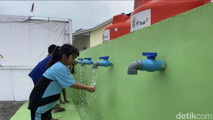 TNI AD membangun 20 titik air bersih di pelosok Desa di Provinsi Bangka Beltilung (Babel).