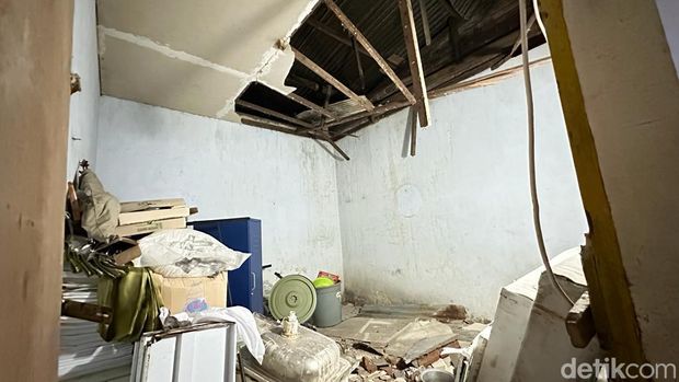 Dokumentasi Tragedi Karunrung Makassar 1995.