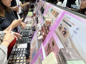 Tren Makeup dan Skincare 2024, Anti Aging Jadi Incaran
