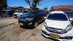 Unik, Innova hingga Mobilio Jadi Angkot di Tobelo