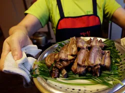 7 Daging Hewan Paling Ekstrem yang Dikonsumsi dan Disukai Banyak Orang
