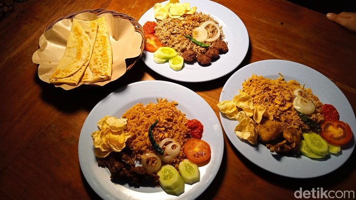 Ajib! Ada Nasi Kebuli dan Biryani khas Timur Tengah di Kota Tua