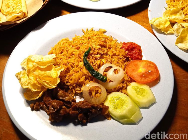 Ajib wa Thoyyib! Ada Nasi Biryani hingga Kebab di Kota Tua