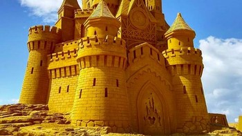 Istana pasir. (Foto: Brightside)