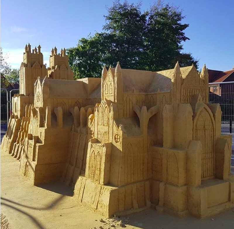 Cuma Modal Pasir Bisa Bikin Karya Seni Super Keren