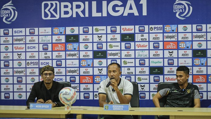 Karteker Persebaya Uston Nawawi