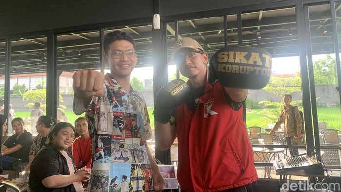 Ketum PSI Kaesang Pangarep bertemu sejumlah influencer di Solo. Dia mengatakan anak muda dapat membantu memberantas korupsi dengan dukung RUU Perampasan Aset. (Mulia Budi/detikcom)