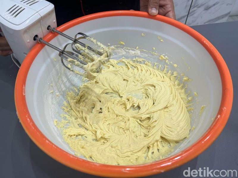 klepon butter cake