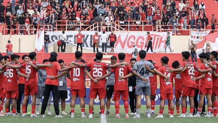 Pemain Persiba Bantul dikala melawan Jogja spesial Football di Stadion Sultan Agung, Bantul, Sabtu (2/12/2023). Pemain Persiba Bantul dikala melawan Jogja spesial Football di Stadion Sultan Agung, Bantul, Sabtu (2/12/2023).