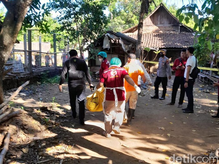 pembunuhan di kediri