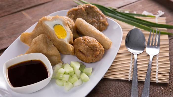 Pempek peringkat 13 makanan terenak di dunia versi TasteAtlas