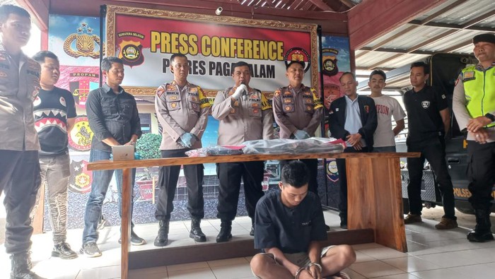 Polres Pagaralam Rilis pelaku penusukan.