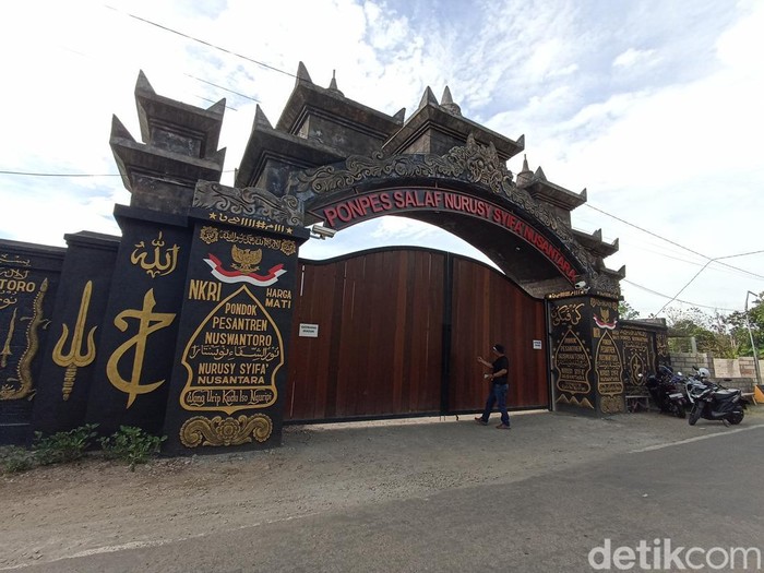 Pondok Gus Samsudin di Blitar