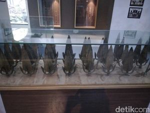 Deretan Senjata Perang Prajurit Keraton Cirebon yang Beracun
