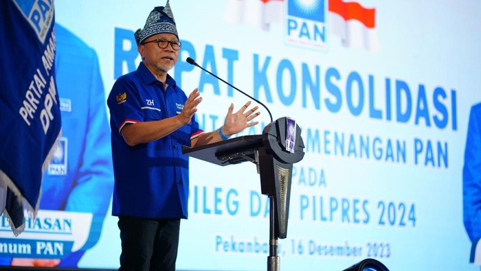 Zulhas di Pekanbaru