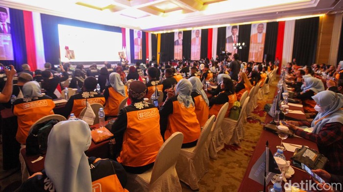 BP2MI Evaluasi Kinerja Relawan-Pengusaha PMI BP2MI Evaluasi Kinerja Relawan-Pengusaha PMI