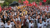 Hal itu disampaikan Ganjar dalam sambutannya saat pertemuan dengan TPD, TPC, Caleg dan Relawan se-Magelang.
