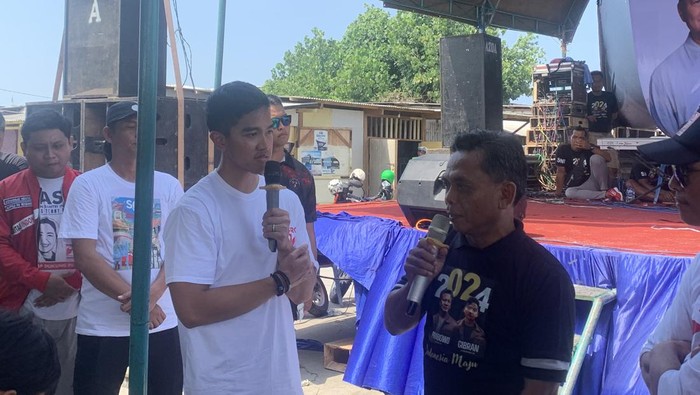 Kaesang Pangarep dan nelayan Rembang, Mustofa