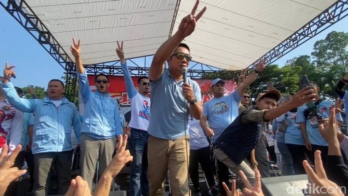 Ketua TKD Jawa Barat Prabowo-Gibran, Ridwan Kamil.
