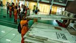 Melihat Proses Distribusi Logistik Pemilu 2024 di Jaktim