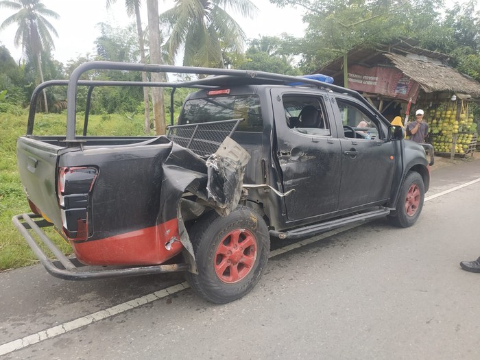Mobil rombongan Anies yang mengalami kecelakaan di Aceh Timur. (Foto: Dok. Polda Aceh)