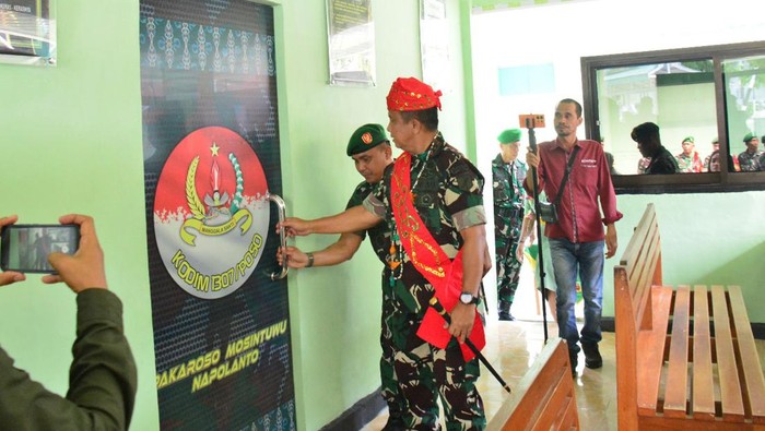 Pangdam XIII Merdeka Mayjen TNI Legowo WR Jatmiko kunker ke Poso, Sulawesi Tengah.