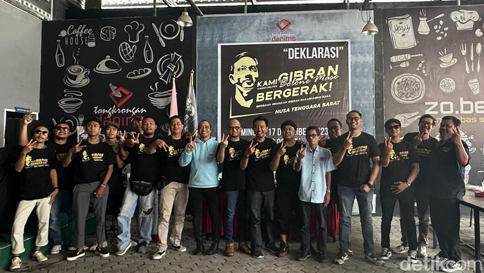 Deklarasi Relawan Kawan Militan Gibran di Mataram, Nusa Tenggara Barat (NTB) pada Minggu (17/12/2023).
Foto: Helmy Akbar / detikBali