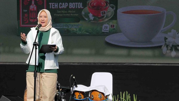 Senam dan Jalan Sehat Emak-emak Jaksel