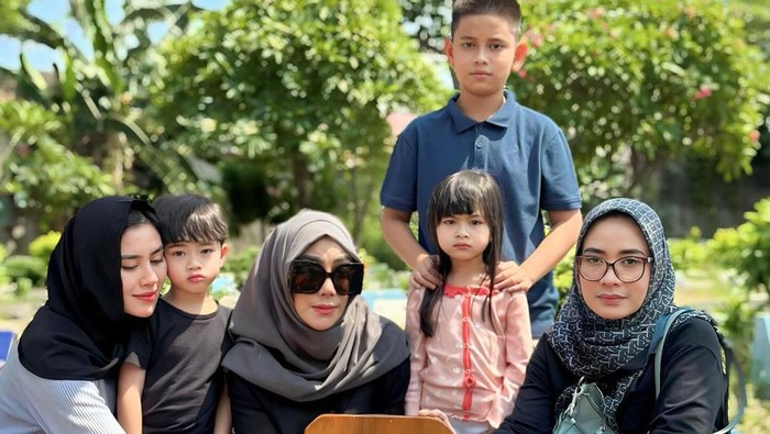 Syahnaz Sadiqah
