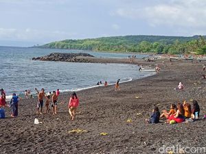 Pantai Jasri, Favorit Masyarakat untuk Rayakan Banyu Pinaruh