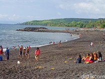 Pantai Jasri, Favorit Masyarakat untuk Rayakan Banyu Pinaruh