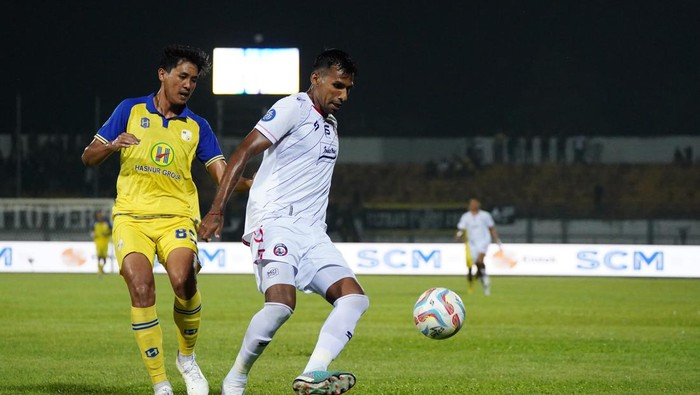Barito Putera vs Arema FC