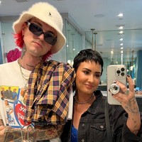 Bagi Demi Lovato, ini merupakan pengalaman keduanya dilamar kekasih. Sebelumnya, pelantun lagu ‘Heart Attack’ ini bertunangan dengan aktor Max Ehrich, namun hubungan mereka kandas, dua bulan setelahnya. Foto: Instagram/@ddlovato @jutesmusic