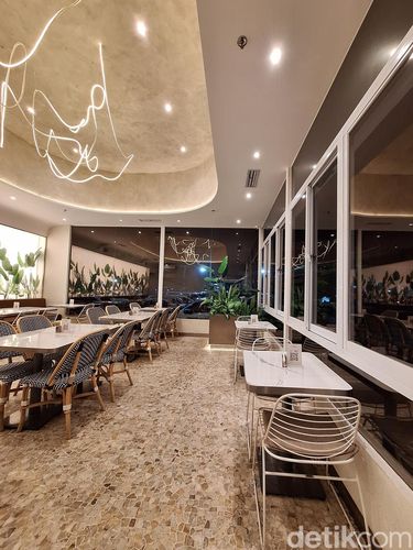 Foto N.O.B Cafe & Patisserie